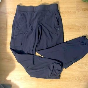 Apana Joggers